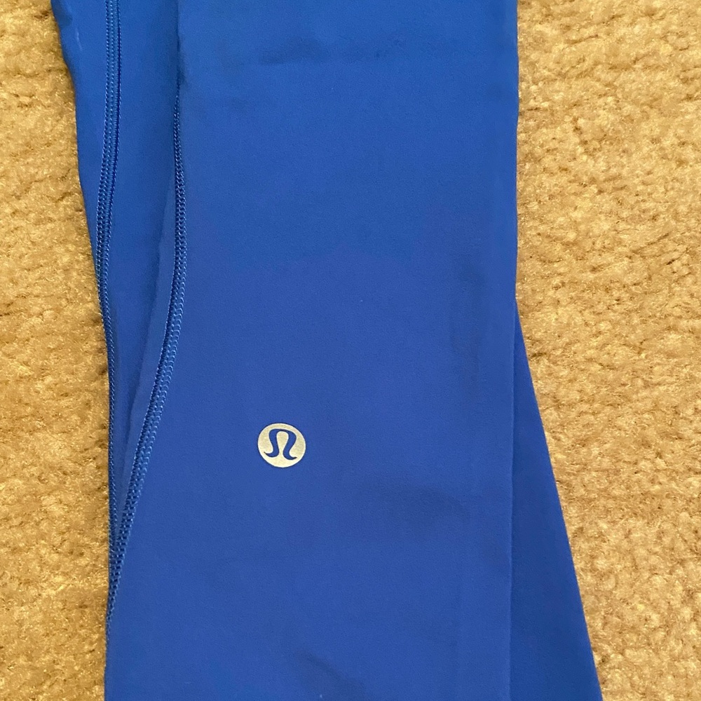 Lululemon Athletica Blue Leggings - Picture 3 of 3